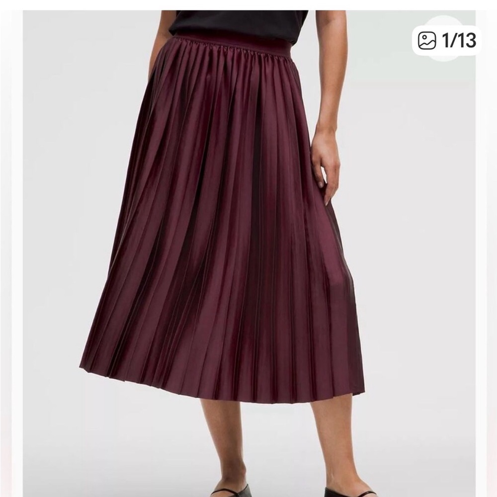 Lululemon Athletica Burgundy Pleated Skirt